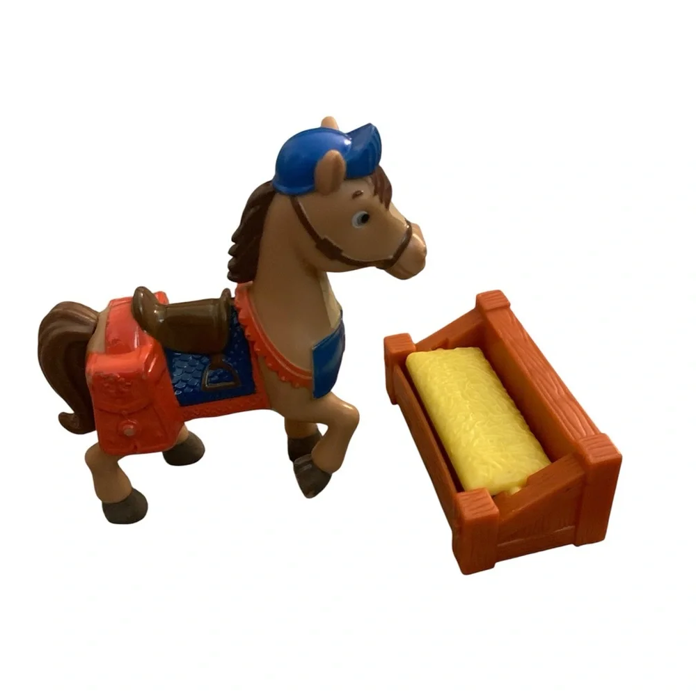 Mike The Knight Adventure Castle Playset with Figures